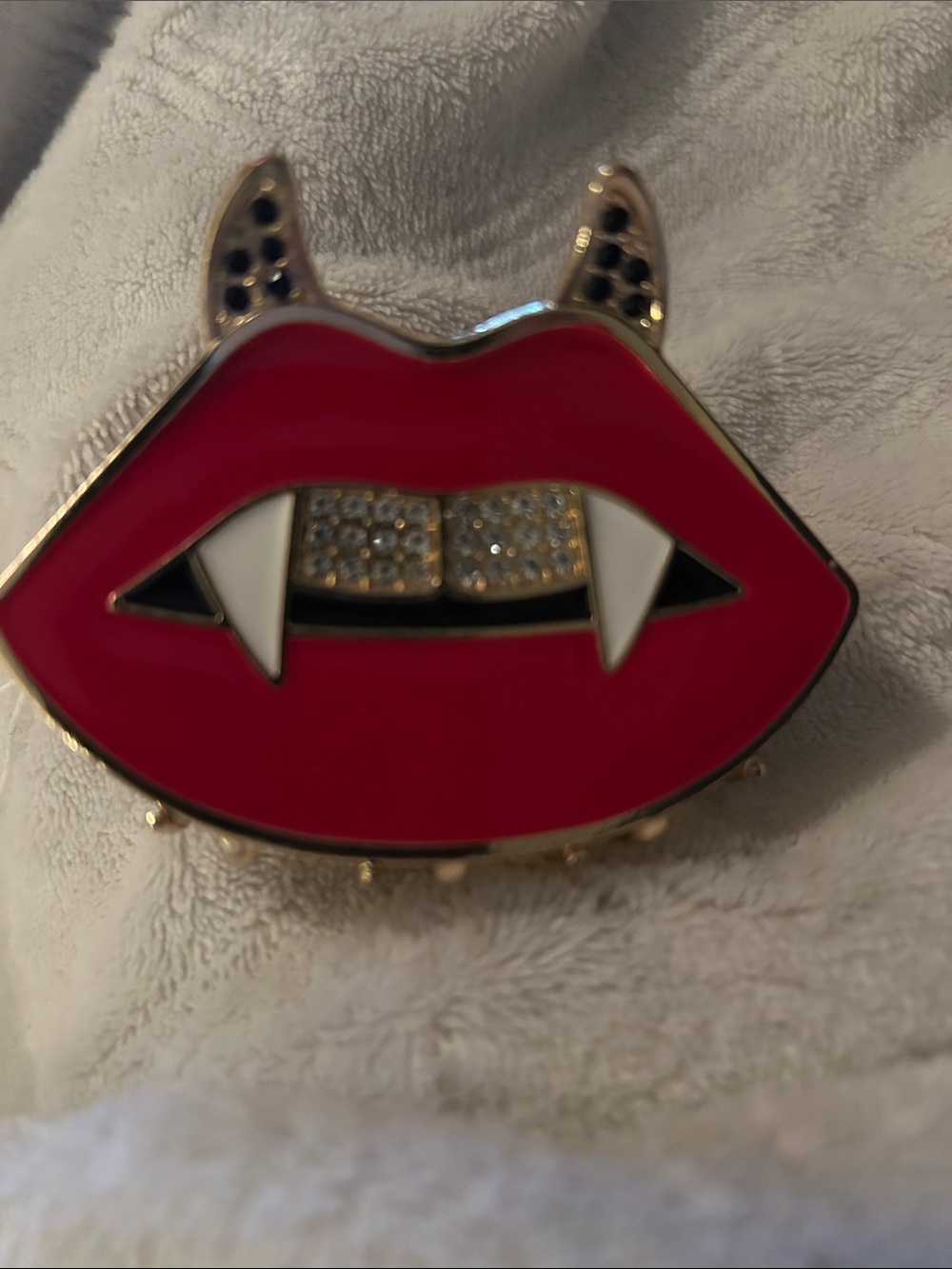 Red Vampire Lip hair claw clip with Crystal & gold Accents(heavy/durable)